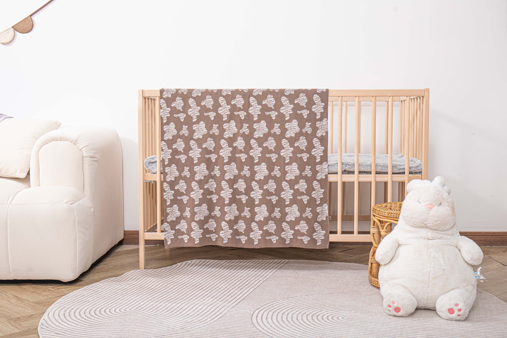 KNITTED SPOTS BABY BLANKET - CHOCO; 100% Organic Cotton; Jacquard Baby Blanket made from GOTS-certified organic cotton; 'CHOCO SPOTS' Jacquard pattern; Rib finish at edges; 92cm x 72cm
