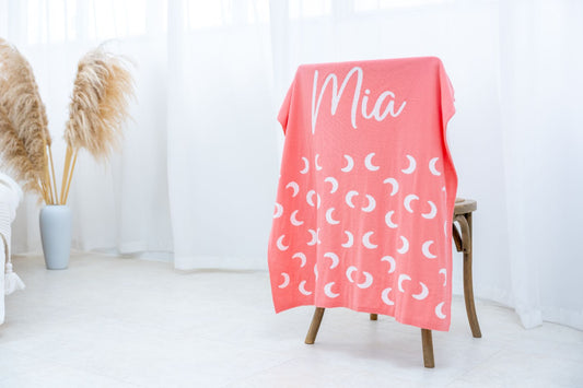 Mia the Moon - Blanket for Babies - Petit Smiles