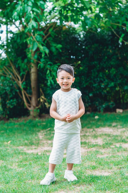 KNITTED BERMUDA SHORTS - CREAM - Petit Smiles