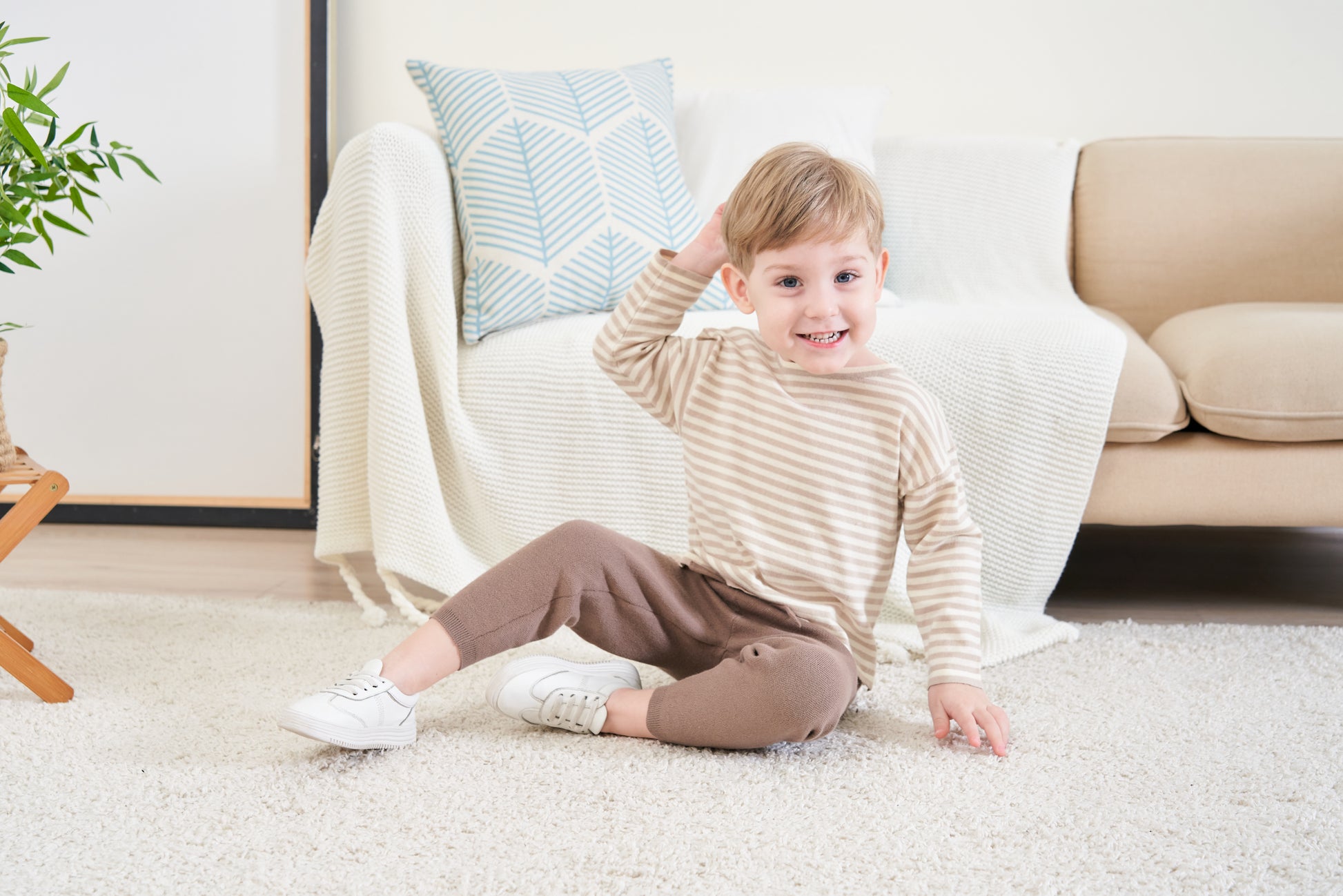 ORGANIC STRIPE PULL OVER SET - BEIGE & CREAM - Petit Smiles